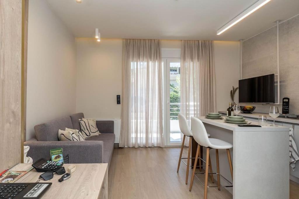 8 Blocks Apartments 1A Alexandroupoli Bagian luar foto